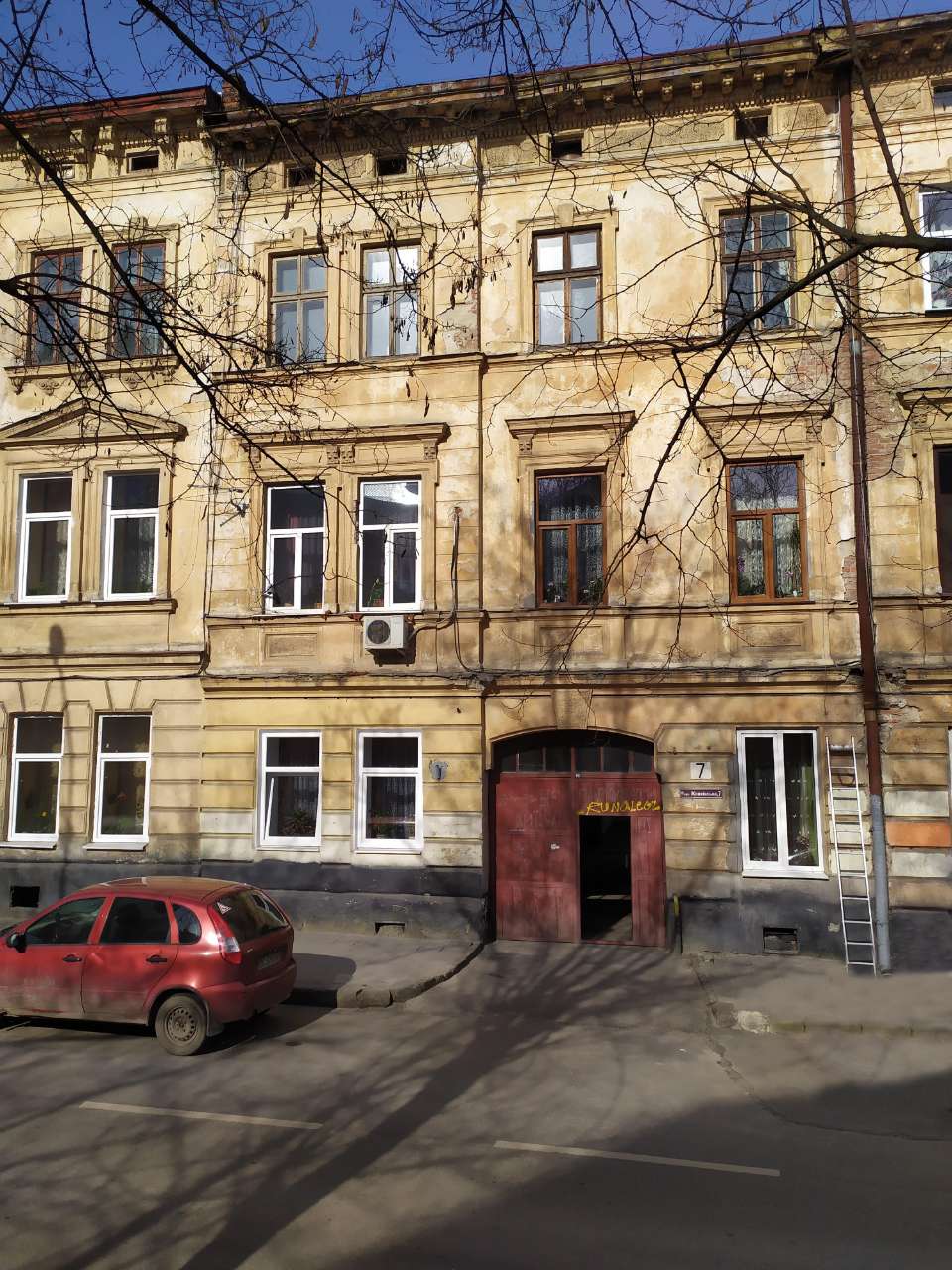 Будинок на вул. Жовківській, 7, де в лютому-вересні 1898 р. мешкав Станіслав Людкевич