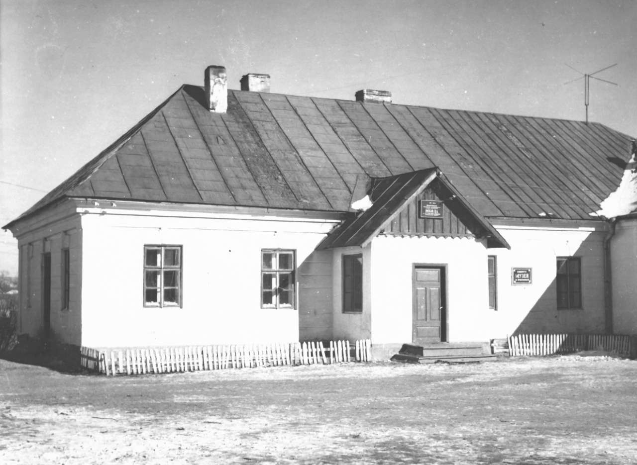 Будинок в с. Біла на Тернопільщині, де жила родина Соломії Крушельницької