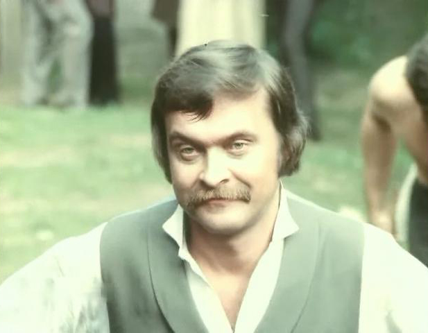 Іван Миколайчук – Антін, брат Соломії Крушельницької